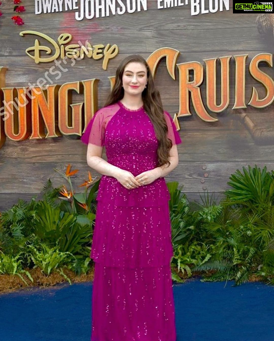 Amber Doig Thorne Instagram - Singing about lions in the jungle is only ever a whim away. A whim away, a whim away ๐ถ๐คฃ๐ต(Come on, I know you started singing ๐) I HAD to start this caption with a terrible pun that would make The Rock proud, as this film is full of SO many puns and dad jokes that had me CRYING ๐คฃ And what an ADVENTURE! Iโve always enjoyed the #JungleCruise ride at DisneyLand and the film was everything I hoped it would be - Emily Blunt and The Rock were hilarious as always, so many lovely moments and lots of twists and turns to keep you on your toes! I really enjoyed watching it in @imax, every now & then I had to check myself because I felt like I was actually on the cruise with The Rock (itโs very immersive) ๐ Thank you @disneystudiosuk for the adventure of a lifetime! ๐ธ Jungle Cruise UK Premiere ๐ ๐Dress: @phaseeight ๐Photos by: @gettyimages & @shutterstock #junglecruisepremiere #therock #emilyblunt #dwaynejohnson #jackehitehall @imax @cineworld @cineworldlsq @disneysjunglecruise @disneysjunglecruise #junglecruisemovie #junglecruisefilm #moviepremiere #filmpremiere #junglecruiseskipper #disneymovie #jumglecruisepremier #londonpremiere #ukpremiere #punglecruise #disneyfilm #disneymovie #disneypremiere #therockpremiere #emilybluntpremiere Leicester Square