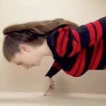 Amber Doig Thorne Instagram - Impossible Press Up Challenge 👀😅🏋🏽 Watch till the end for the hack 😈 Did I fool you? 😂🙈 . Fun Fact - When filming “Rocky”, they had way too much footage of Rocky running, so they decided to vary his routine, by throwing in some one-arm & clapping pushups 💪🏻 I didn’t have any footage of myself running, so here’s my attempt at one arm & clapping pushups 🤣 . #rocky #pressupchallenge #pressups #pushupchallenge #pushups #comedy #comedyvideos #funnyvideos #ukcomedy York, England
