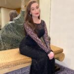 Amber Doig Thorne Instagram - I’ve spent the last week in my pyjamas so here’s a photo of me at a fancy event in February wearing an evening gown 😂🍾 What have you got planned for the weekend? 🤔 I’m going to spend the weekend doing more research on BLM and educating myself on Black Opression, I’ve learnt more in the last week than I did in my entire time at school - and I still have so much more to understand ✊🏻✊🏽✊🏾✊🏿 Check out my Story Highlight for information on how you can support the Black Lives Matter movement 🤍🤎🖤 📍The Savoy, London #thursday #thursdayvibes #thursdaymood #thursdaynight #ambzdt #positivevibes #positiveenergy #positivity
