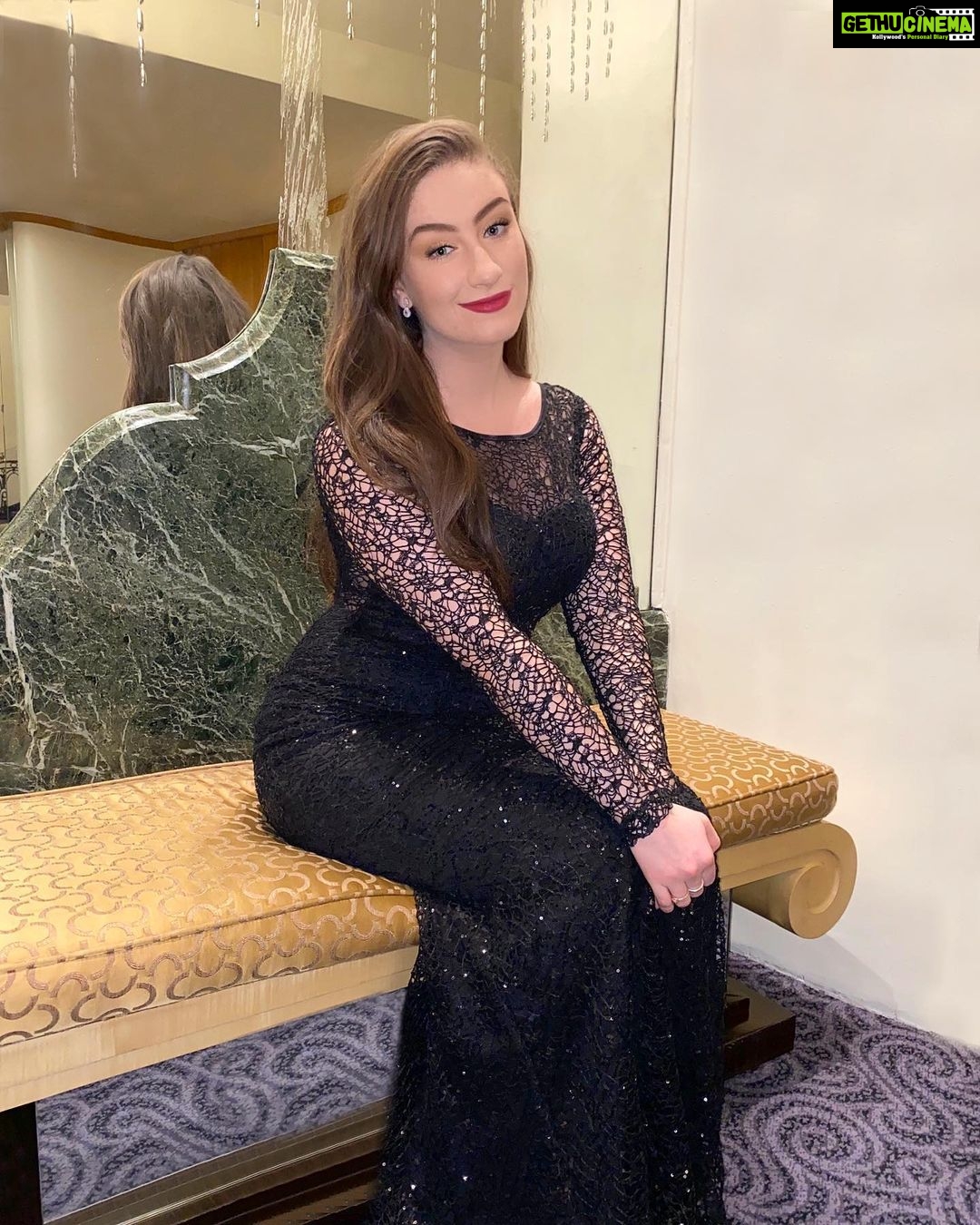 Amber Doig Thorne Instagram - Iβve spent the last week in my pyjamas so hereβs a photo of me at a fancy event in February wearing an evening gown ππΎ What have you got planned for the weekend? π€ Iβm going to spend the weekend doing more research on BLM and educating myself on Black Opression, Iβve learnt more in the last week than I did in my entire time at school - and I still have so much more to understand βπ»βπ½βπΎβπΏ Check out my Story Highlight for information on how you can support the Black Lives Matter movement π€π€π€ πThe Savoy, London #thursday #thursdayvibes #thursdaymood #thursdaynight #ambzdt #positivevibes #positiveenergy #positivity