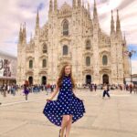 Amber Doig Thorne Instagram - Ti Amo Milano 🇮🇹 One of my favourite places in the world is the Duomo di Milano Cathedral 🙏🏻 Such a peaceful place in the centre of Milan 🥰 . #duomo #duomomilano #milan #milano #milanfashionweek #i#milanitaly #italy🇮🇹 Duomo di Milano - Milan Cathedral