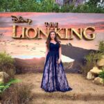 Amber Doig Thorne Instagram - What’s your favourite Disney film? 🤔 Mine is The Lion King 🦁❤️🙌🏻 . I had such an incredible time at #TheLionKing European Premiere ❤️ . The live action remake was everything I hoped it would be & more 🙌🏻 . Dress - @jjshouseofficial Earrings - @bespokebymb . #beyonce #childishgambino #donaldglover #lionking2019 #thelionking2019 @lionking @disneyuk #lionking Leicester Square