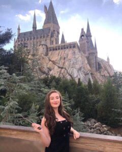 Amber Doig Thorne Instagram - I LOVE MAGIC 🧙🏻‍♂️ What Hogwarts house would you be in? 🤓 I’m definitely Gryffindor! ❤️
Join me #GoCreate & make your own magic on TikTok 😍
• My TikTok Username: AmberDoigThorne ❤️ Had the most incredible time @universalorlando ⭐️ #UniversalStudios #ReadyForUniversal
#amberdoigthorne #ambzdt #travel #instagood #love
