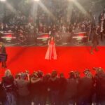 Amber Doig Thorne Instagram - I’m such a movie geek 🤓😍 I love curling up on the sofa & having a movie marathon 🙊 What’s your favourite film from 2019 so far? 🤔 . Here’s some fun pics from The King premiere I went to recently, also bumped into Timothee Chalamet on the red carpet - he’s such a sweetheart! 🥰🙈 . 📸 Photo taken at The King World Premiere ⭐️ . 👗 My gorgeous dress is from @malliny_mln 😍 Check out their page for more beautiful designs ❤️ . #theking #lff @britishfilminstitute #ambzdt @tchalamet #timotheechalamet #thekingpremiere