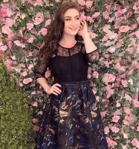 Amber Doig Thorne Instagram - What am I thinking about? 🤔😍🙈
Such a fun time at my first ever polo match! #WestchesterCup2018 @rcb.poloclub 🐎🏆
Makeup by @uspaah • Dress: @coast_stores