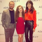 Amber Doig Thorne Instagram - When you find lighting that makes you look tanned 😂 Lovely to meet #AdriftMovie stars @mrsamclaflin & @shailenewoodley ❤️ What’s your favourite disaster movie? 🤔 Thanks @carnaby_laser_clinic for keeping my skin smooth! Soho Hotel
