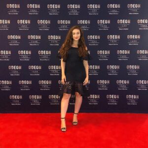 Amber Doig Thorne Instagram - Had so much fun at the opening of the new #ODEONLuxe at Lee Valley ❤️ @odeoncinemas
Since when do cinema seats fully recline?! 😍 
What’s your favourite cinema snack? 🤔