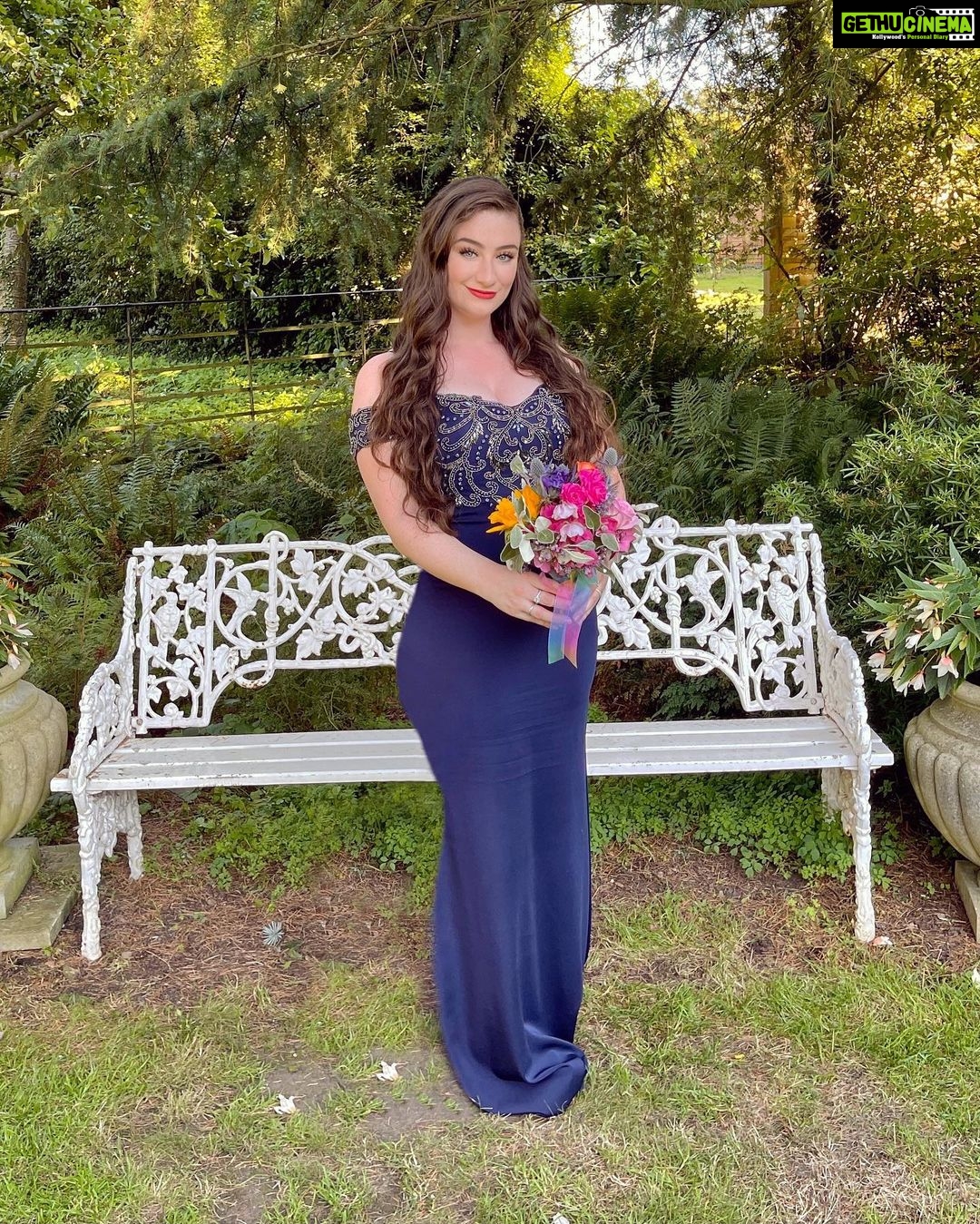 Amber Doig Thorne Instagram - I GOT MARRIED! π°π»π JK JK Iβll probably be single forever π Throwback to being a bridesmaid last monthπ Last month it was one of my childhood best friends wedding and it was the most BEAUTIFUL day π₯° Iβve only ever been to 2 weddings & I forgot how much of an incredible day it is - the ceremony celebrating the people you love, reminiscing over happy memories, some very questionable dancing, eating way too much cake & having a tipple or two π₯π #weddingguest #wedding #weddinghair #weddingwear #weddingday #weddingflowers #bridesmaidhair #bridesmaids #bridesmaidmakeup #bridesmaiddresses #bridesmaid #bridesmaidoutfit #yorkwedding York, England