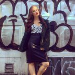 Amber Doig Thorne Instagram - Sometimes I like to pretend I'm a model... 🤓 #London
