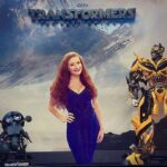 Amber Doig Thorne Instagram - Great night for the Transformers #TheLastKnight World Premiere 🙌🏼 Dress: @houseofcb 🔥