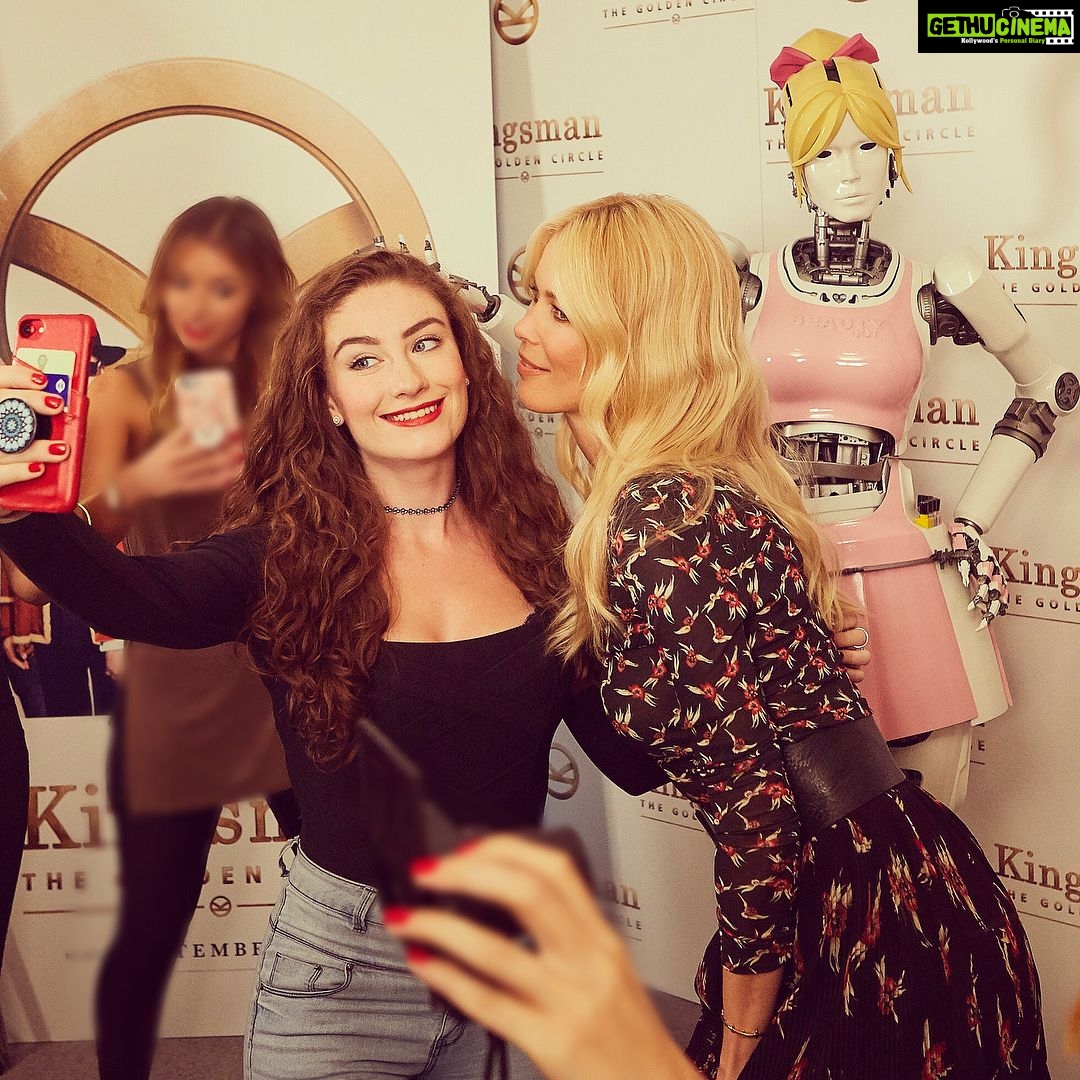 Amber Doig Thorne Instagram - #Kingsman: The Golden Circle World Premiere ๐๐ผ #OrangeJacketChallenge ๐งก Dress: @lipsylondon Vue Leicester Square