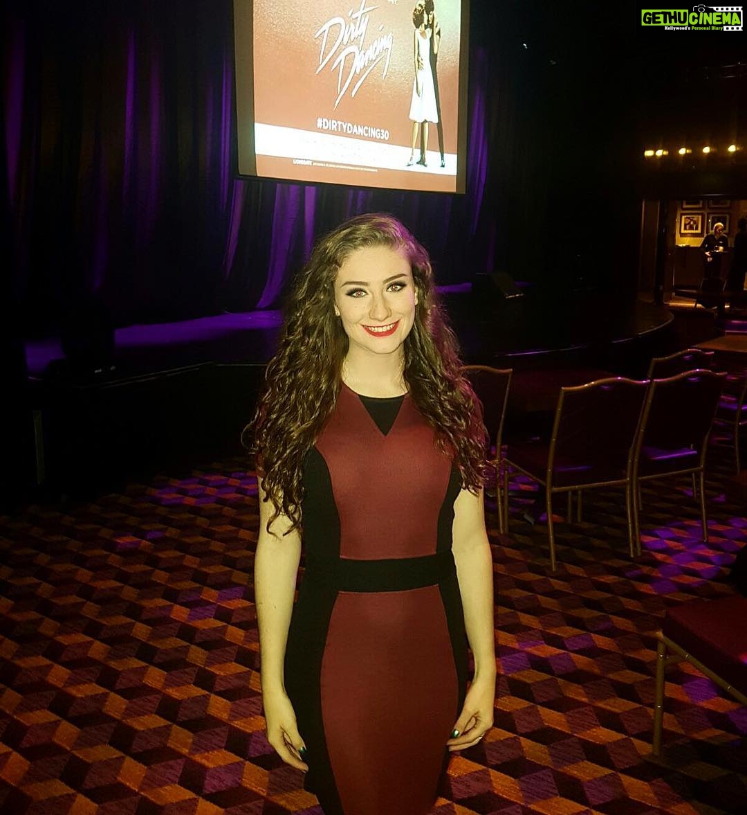 Amber Doig Thorne Instagram - Loving the screening of @dirtydancingmovie for its 30th Anniversary! Thank you to @lionsgatemoviesuk #DirtyDancing30