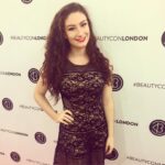 Amber Doig Thorne Instagram - Big thank you to @beautycon for having me today ❤️ It was so lovely to meet some of you 😘 #BeautyConLondon