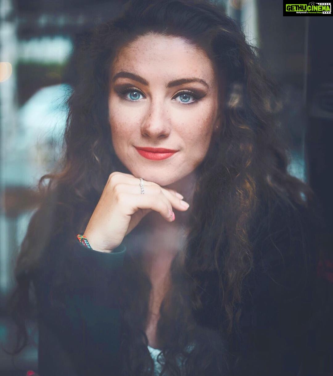 Amber Doig Thorne Instagram - I look so freckly 💁🏻
