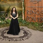 Amber Doig Thorne Instagram - The Rings Of Power World Premiere 🖤 Are you a LOTR fan? 🧝‍♂️ 😍 Had the most amazing time at the premiere and after party - enjoying watching the first 2 episodes alongside the cast of the film and Jeff Bezos (casual) 👀🤣 I was a huge fan of the Lord of The Rings films growing up - I lived in New Zealand when and second films came out and everyone at my school was obsessed with them! So being able to spend time with the cast in San Diego, and now again in London - is a dream come true 😍 Thank you to @primevideouk for such a wonderful experience 🥰 The Rings of Power is coming to Prime Video on September 2nd! ❤️ #PrimeVideoCreator #TheRingsOfPower @LOTRonPrime @PrimeVideoUK @primevideo #ringsofpower #lordoftherings #lotr #TheLordOfTheRings #TheRingsOfPower #lotredit #lotrcosplay #lotrfan #lordoftheringsfan #lordoftheringstrilogy #amberdoigthorne #ambzdt #tolkien #tolkienfan #tolkienmovie #tolkientribe #tolkienite #fantasybooks #fantasycreature #fantasyworld #fantasybook #cosplayofinstagram #filmpremiere #moviepremiere #redcarpet #redcarpetdress #redcarpetstyle #redcarpetmakeup #redcarpetlook Middle Earth