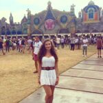 Amber Doig Thorne Instagram - Tomorrowland Day 3 ❤️Jonas Blue Ft. Dakota, Don Diablo, Oliver Heldens, Steve Aoki, Steve Angello, Martin Garrix, Dimitri Vegas & Like Mike ❤️ @tomorrowland #2016 #belgium #VIP @reveltravel #jonasblue #dakota #dondiablo #oliverheldens #steveaoki #steveangello #martingarrix #dimitrivegas #likemike