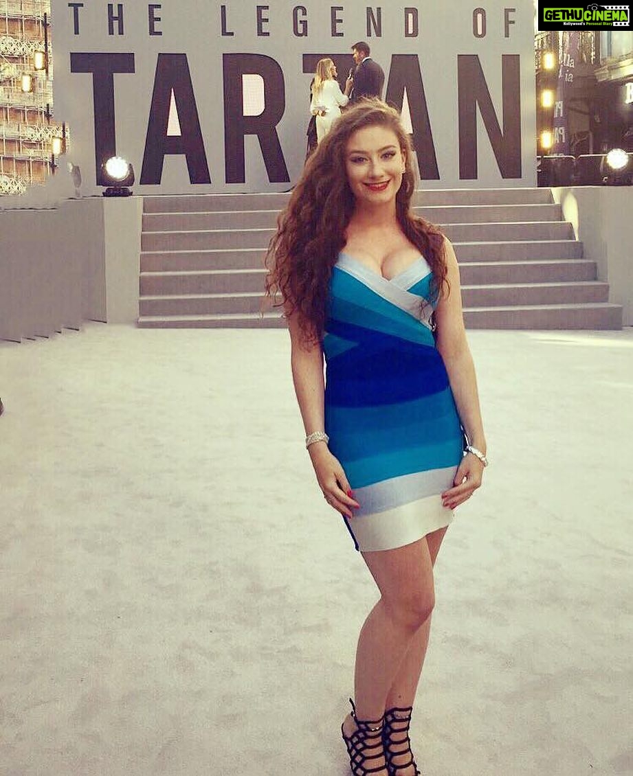 Amber Doig Thorne Instagram - @legendoftarzan Premiere #warnerbros Tarzan Premiere