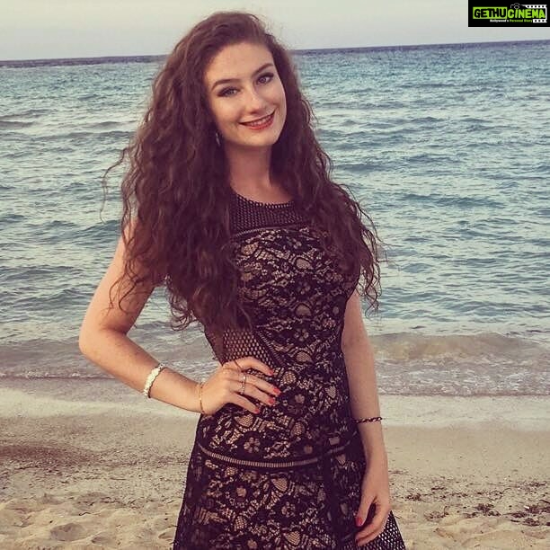 Amber Doig Thorne Instagram - 🐳🐳🐳 Alcudia - Mallorca