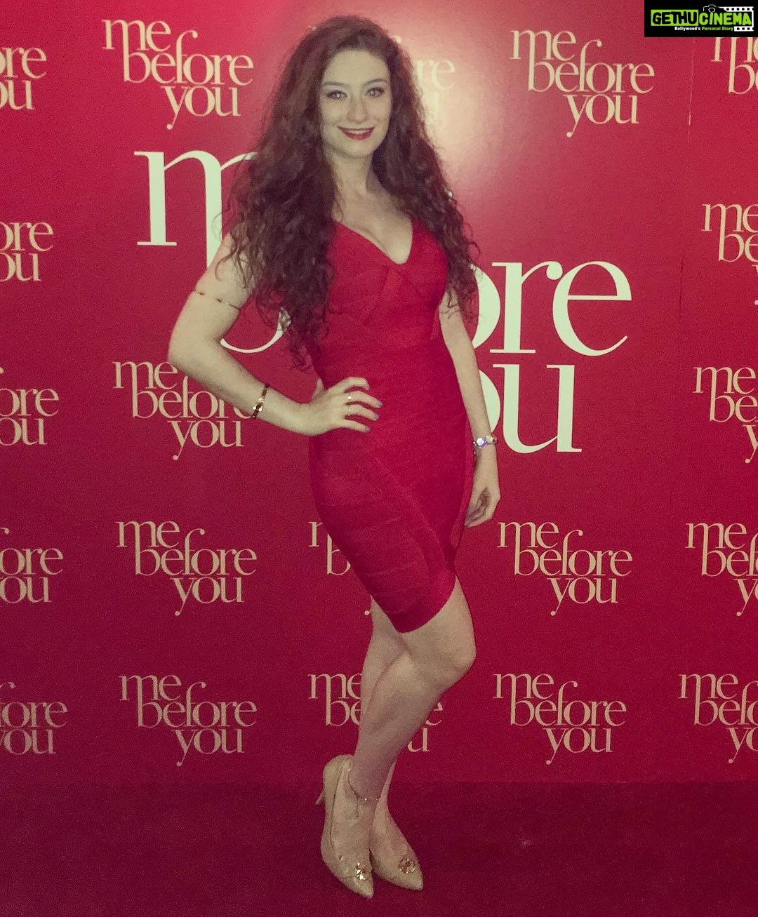 Amber Doig Thorne Instagram - Had a great time at the premiere of "Me Before You" ❤️ #mebeforeyou #warnerbros Curzon Cinema Mayfair