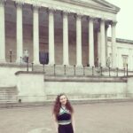 Amber Doig Thorne Instagram - Can't believe I've finished my undergraduate degree 🍾 It's been a whirlwind 3 years, thank you to everyone who has made it so special 💞 UCL