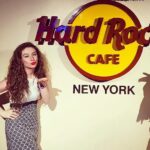 Amber Doig Thorne Instagram - Had the best week in #NewYork! And of course a lovely evening @hrcnewyork ❤️ @hardrockcafe Hard Rock Cafe New York