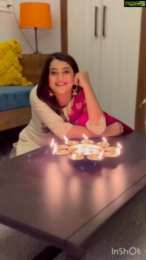 Anamika Chakraborty Instagram - Hamare Taraf Se Aap Sabhi Ko Happy Diwali ❤️