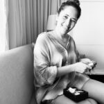 Anasuya Bharadwaj Instagram - Pic story doing my thing before I am out and about! #LifeUnfilteredPhotography by @susank.bharadwaj 🤷🏻‍♀️ #JustABthings #GoodMorning #NowGetGoing