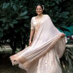 Anasuya Bharadwaj Instagram - Choose what helps your heart bloom 🤍🌸 For #SuperSingerJunior🎤🎶🎵 #GrandFinale #Tomorrow #Sunday #12pmOnwards Designed & Styled by : @rishi_chowdary Outfit by : @mithra.couture Jewels by: @lorifinejewellery PC: @krishnatejah Edits: @verendar_photography
