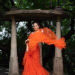 Anasuya Bharadwaj Instagram - “Don’t be afraid. Change is such a beautiful thing. “ said the Butterfly 🧡 For #SupersingerJunior🎤🎶🎵 #SemiFinals #Tonyt Styled by @rishi_chowdary Outfit @kowshiki_couture Jewellery @houseofqc PC: @krishnatejah