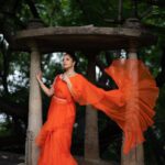 Anasuya Bharadwaj Instagram - “Don’t be afraid. Change is such a beautiful thing. “ said the Butterfly 🧡 For #SupersingerJunior🎤🎶🎵 #SemiFinals #Tonyt Styled by @rishi_chowdary Outfit @kowshiki_couture Jewellery @houseofqc PC: @krishnatejah