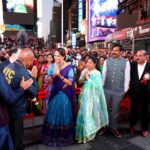 Anasuya Bharadwaj Instagram - What an extremely honourable and eventful time at the #Timesquare !! Batukamma pandaga New York nagaramlo!! I feel extremely proud to have graced this successful celebrations “Bangaru Batukamma” as a Telangana Aadapaduchu 🥰organised by #TANA Thank you @nycmayor Sir @nycmayorsoffice for allowing this to happen and for being such an adorable self! Thanks to @dilipchauhanny Sir!! Thanks to @peoplemediafactory Vishwa Prasad Sir for considering me to be representing at this event.. Thank you @ujwal_kasthala !!! You know what you are to me!! And cannot thank enough all you lovely people of #TANA especially all you gorgeous women!!! I had a fantastic time!!! 🌸🌺❤️ Time Square New York City