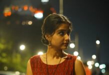 Anaswara Rajan Instagram - She's a floating feather, in love with the wind 🍂 Shot by @rahul_r_a_j Mumbai, Maharashtra