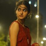Anaswara Rajan Instagram - Mumbai lights and me 💫 Shot by @rahul_r_a_j #mumbai #mumbaidiaries #mumbaistreets #mumbairains #instagramreels #reelsinstagram #reels Mumbai, Maharashtra