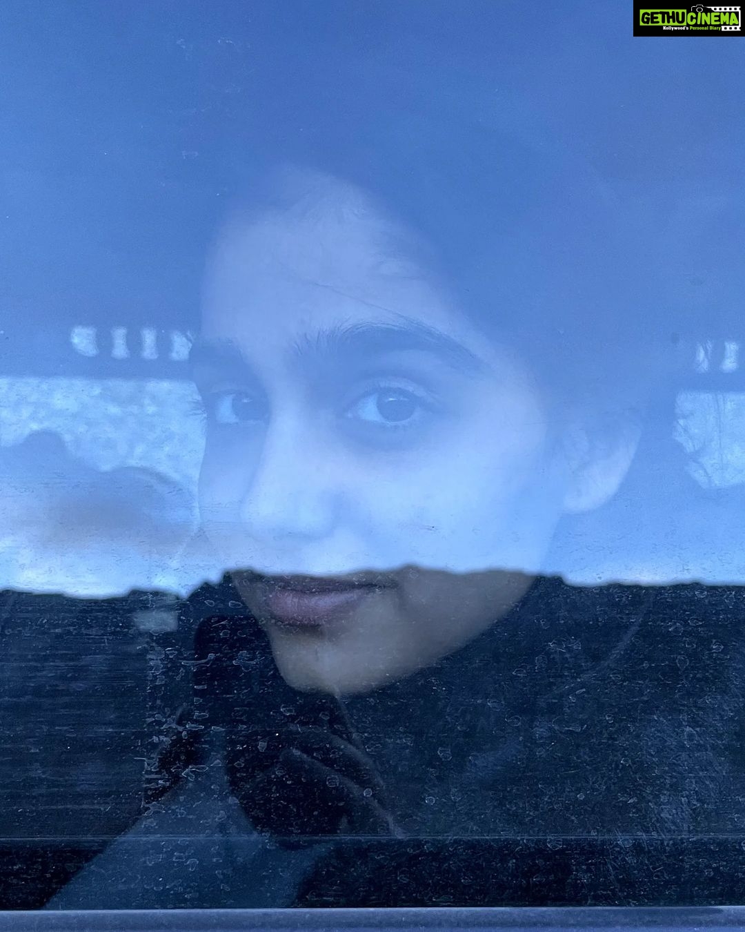 Anaswara Rajan Instagram - Those big tragic eyes of her! Kaza