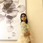 Anaswara Rajan Instagram - Navarathri night 🎆 Thank you @kalyanjewellers_official for this auspicious night ❤ 👗 @fashionbaycouture Styling @sowmya_menon #kalyannavaratri