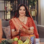 Antara Biswas Instagram - Hoke Chhathi Mai ki Bhakti mein Magan, Lena Bacchon ke Poshan ka Vachan’ - @horlicksin ka ye pyaar bhara sandesh hamesha yaad rahega. Chhath Puja ke iss avsar par, Ghar-parivaar aur Bacchon ke swasthya ke liye Chhathi Maiyya se prarthana karti Maaon ko @horlicksin ne sahi poshan ka mahatva samjhaya aur saath hi Poshan ka Vachan lene ke liye protsahit kiya. #Ad #PoshanKaVachan #Horlicks #Nutrition #TallerStrongerSharper #Bihar #Festival #Tyohar #Chhath #Puja #2022