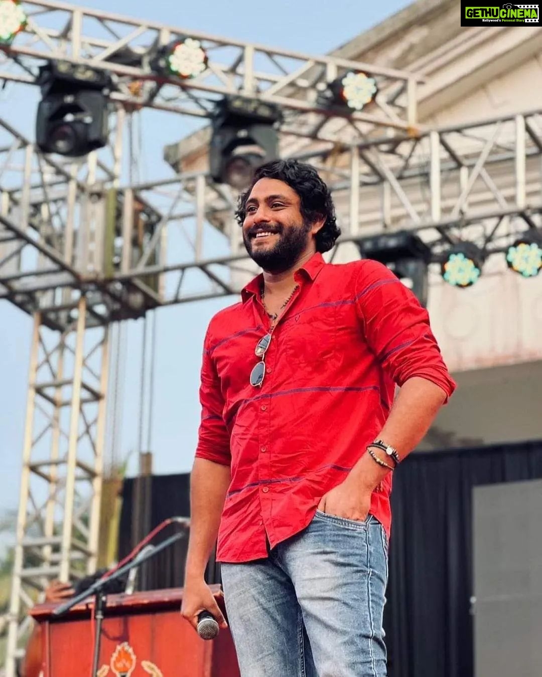Antony Varghese Instagram - Thank you.....MES college kuttipuram