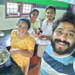 Antony Varghese Instagram – Happy Mother’s Day ❤️ വീട്ടില് മുഴുവൻ അഭിനേതാക്കളാ … അമ്മയുടെ പിന്നിൽ രണ്ടുപേരെ കണ്ടാ അളിയനും പെങ്ങളും ചുമ്മാ അടുക്കളയിൽ വന്നു നിക്കുന്നതാ ഒന്നും അറിയില്ല