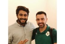 Antony Varghese Instagram - Xavi Iniesta xavi iniesta xavi iniesta...... finally Goal.... This is what came to my mind when i met him thank you @xavi for this pepe joursey thank you @imvijayan for this meet up