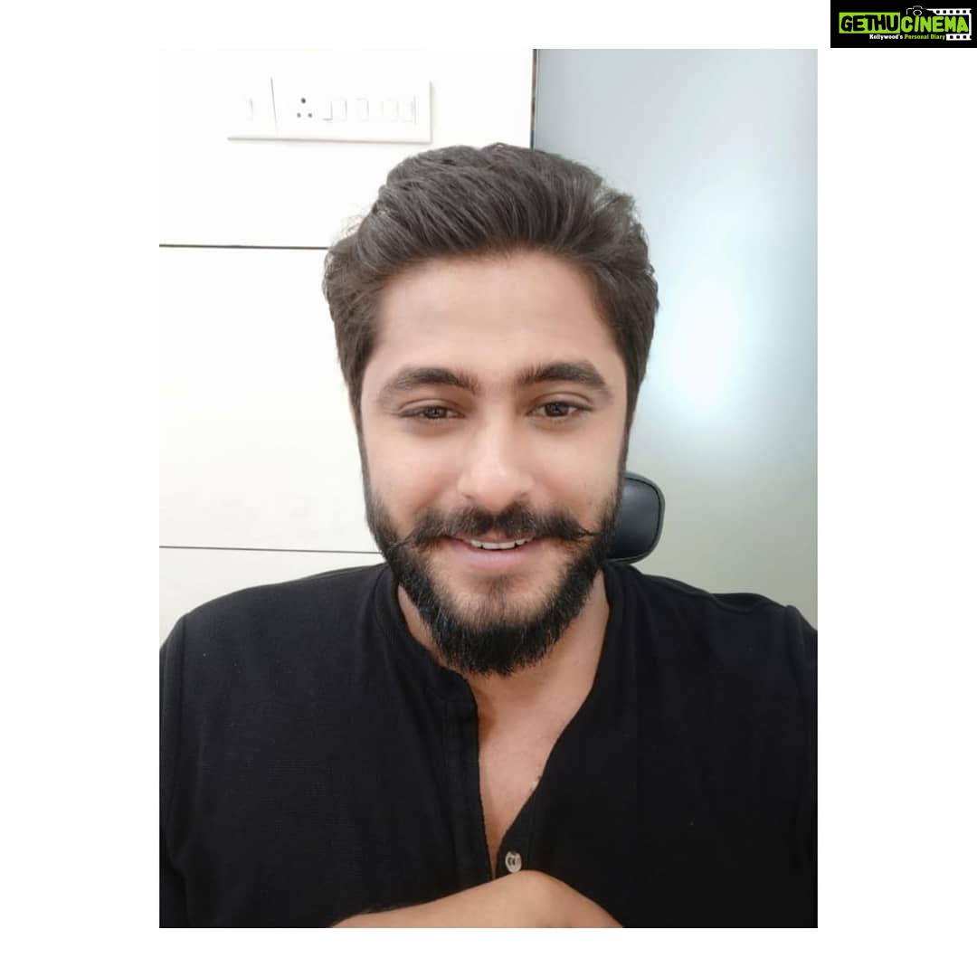 Antony Varghese Instagram - Life isn't perfect but our hair can be