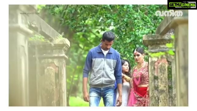 Antony Varghese Instagram - @_saniya_iyappan_ @syam__babu
