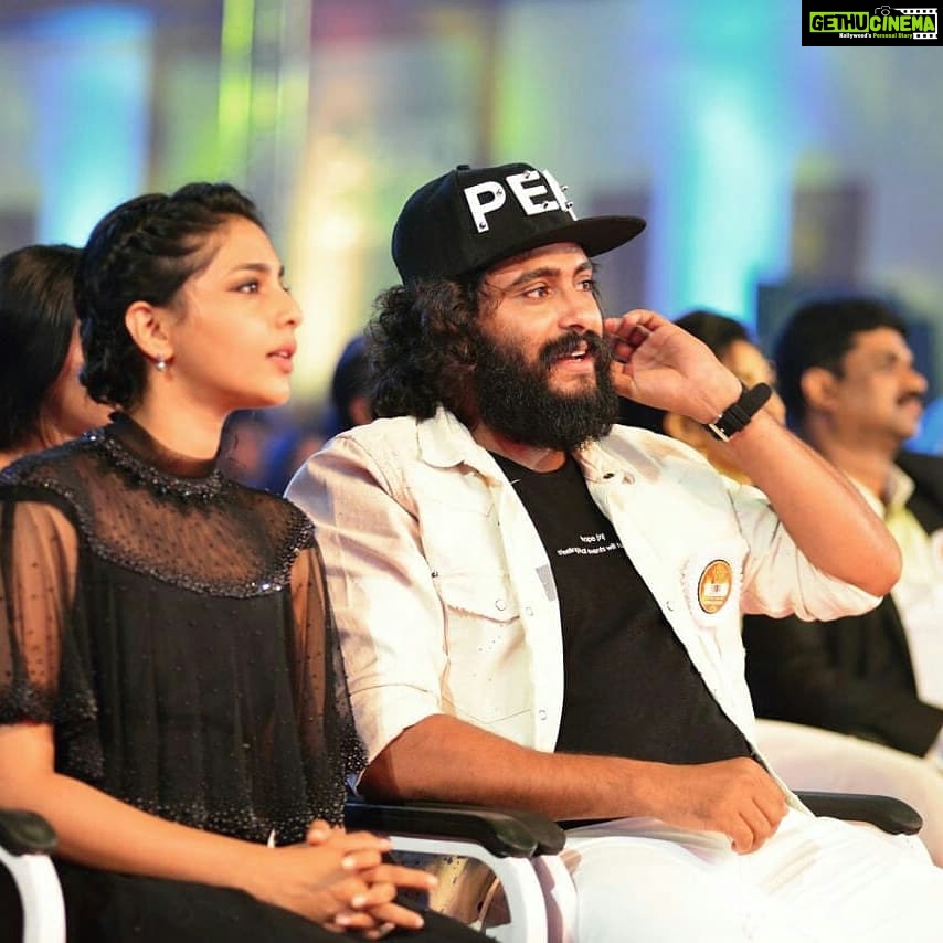 Antony Varghese Instagram - 20th Asianet Film Awards 🏆 #Youthiconoftheyear✌🏻happymoments#positivevibes#respectouraudience Adlux International Convention & Exhibition Centre