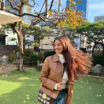 Anushka Sen Instagram - We were just two lovers Feet up on the dash, drivin' nowhere fast Burnin' through the summer Radio on blast, make the moment last 🫰🍂 Seoul, Korea