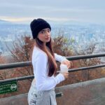 Anushka Sen Instagram - Top of Seoul 🕺🇰🇷 #SenInSeoul N서울타워 - N SeoulTower