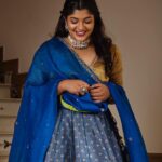 Aparna Balamurali Instagram – Happy Diwali 🪔 

Styled by: @nikhitaniranjan 
Outfit: @real_weaverstory 
Jewellery: @konikajewellery 
Hmu: @chisellemakeupandhair
Shot by: @livingin24fps Chennai, India