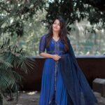 Aparna Das Instagram - A good outfit can lift ur mood and confidence. Styled by @keepitstylish_by_ammu Outfit : @designmecochin Photography : @shyam__jithu