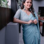 Aparna Das Instagram - Feeling blue-tiful ! 💙 . 📸 @jishnu.sidharth 🥻 @aanunobbyofficial 💄 @makeover_by_gayathri_ Earings @shoptoupgrade