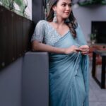 Aparna Das Instagram - Feeling blue-tiful ! 💙 . 📸 @jishnu.sidharth 🥻 @aanunobbyofficial 💄 @makeover_by_gayathri_ Earings @shoptoupgrade