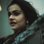 Apoorva Arora Instagram – Uff Teri adaa 🤌🏼✨🎶
.
.
The tones and the mood was on point 🔥
.
.
#apoorvaarora #portraitpage #portraitmood #mumbaiportraits #tmofficial #portraitsofficial #igportrait #agameoftones #mymumbai Mumbai, Maharashtra