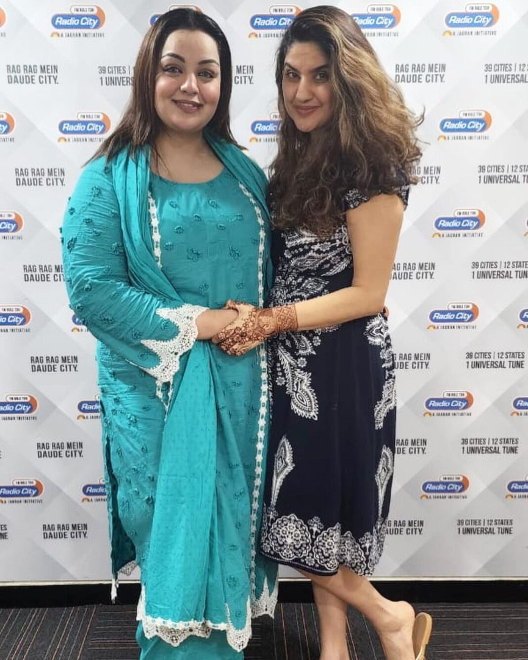 Archana Instagram - My first personal interview of my life at a radio station that too @radiocityindia with @archanaapania ITS A SUPER FUN INTERVIEW
ITS COMING OUT REALLY SOON
STAY TUNED ❤️
#radio #jubedakhaala Radio City Archana Instagram - My first personal interview of my life at a radio station that too @radiocityindia with @archanaapania ITS A SUPER FUN INTERVIEW ITS COMING OUT REALLY SOON STAY TUNED ❤️ #radio #jubedakhaala Radio City